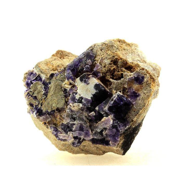 Pierres et Minéraux. Fluorite + Baryte + Quartz. 1878.0 ct. La Cabaña, Berbes, Asturias, Espagne.