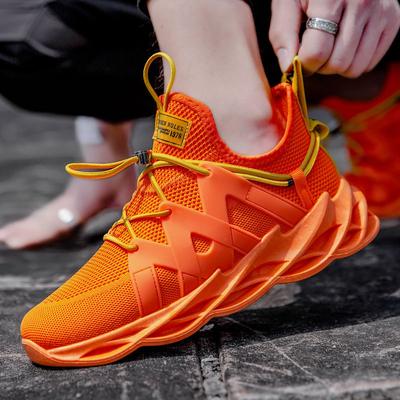 Spring and Autumn New Men's Sports Leisure Flying Mesh Shoes Large Size Men's Shoes
