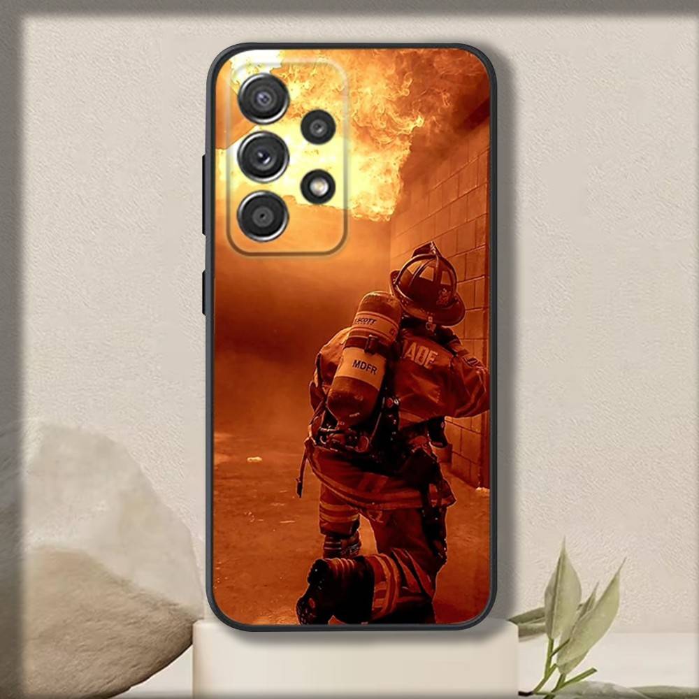 Cool Firemans Phone Case For Samsung S 25,24,23,22,30,21,10,9,Ultra,Plus,Lite,FE,4,5 G Soft Black Case