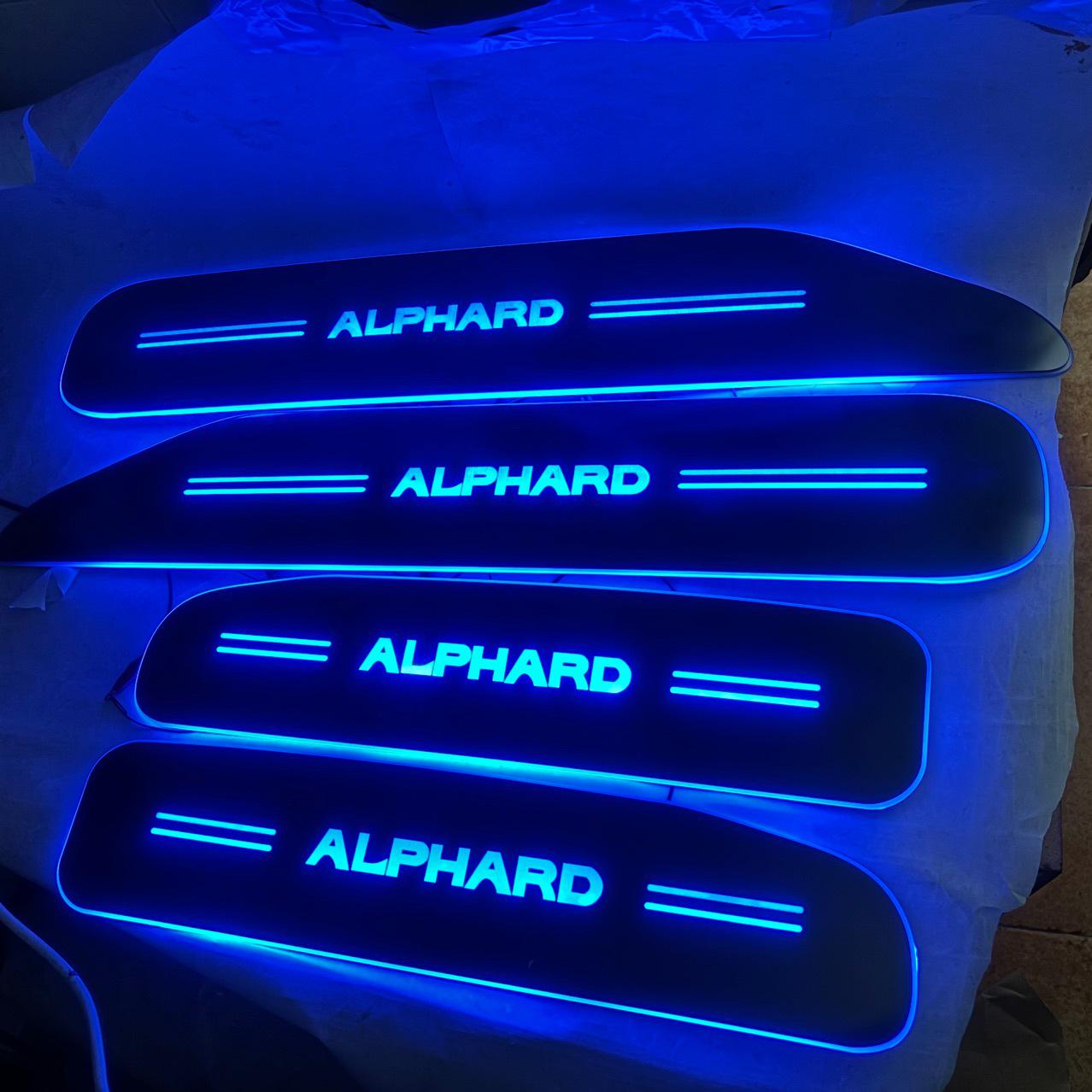 

Светодиодные накладки на пороги для Alphard: Динамические накладки на пороги, 4 шт. Custom Size and Artwork