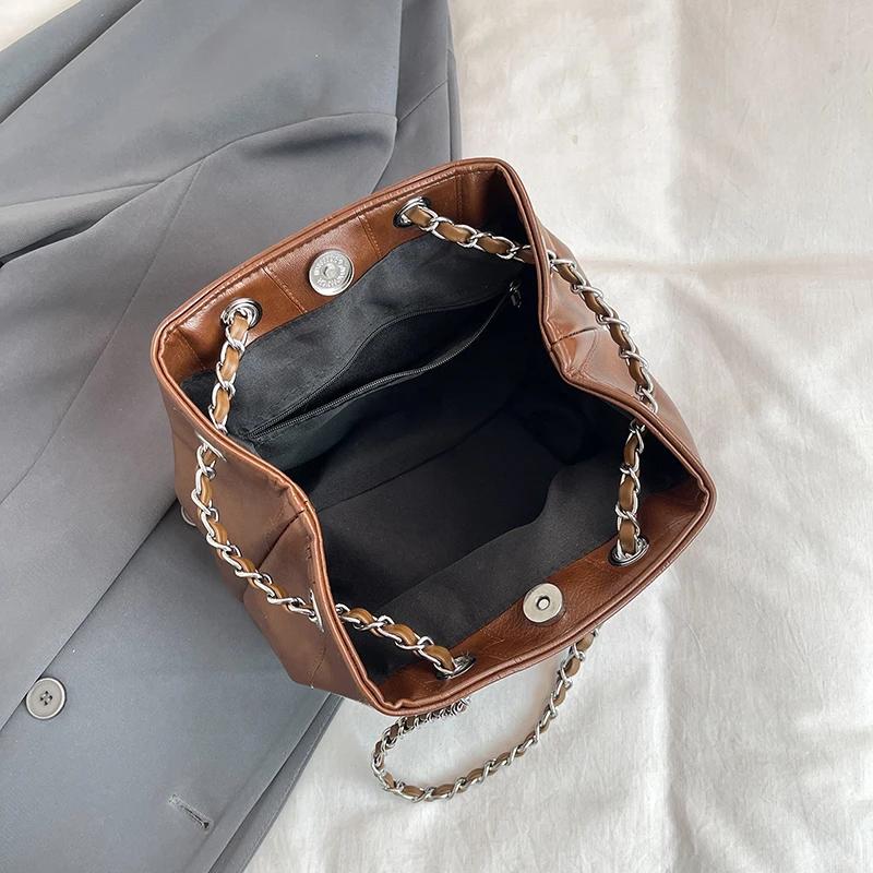 Pequenas bolsas de ombro de couro emendado para mulheres 2024 inverno Y2K tendência da moda coreana bolsa feminina bolsa de balde bolsas femininas e bolsas