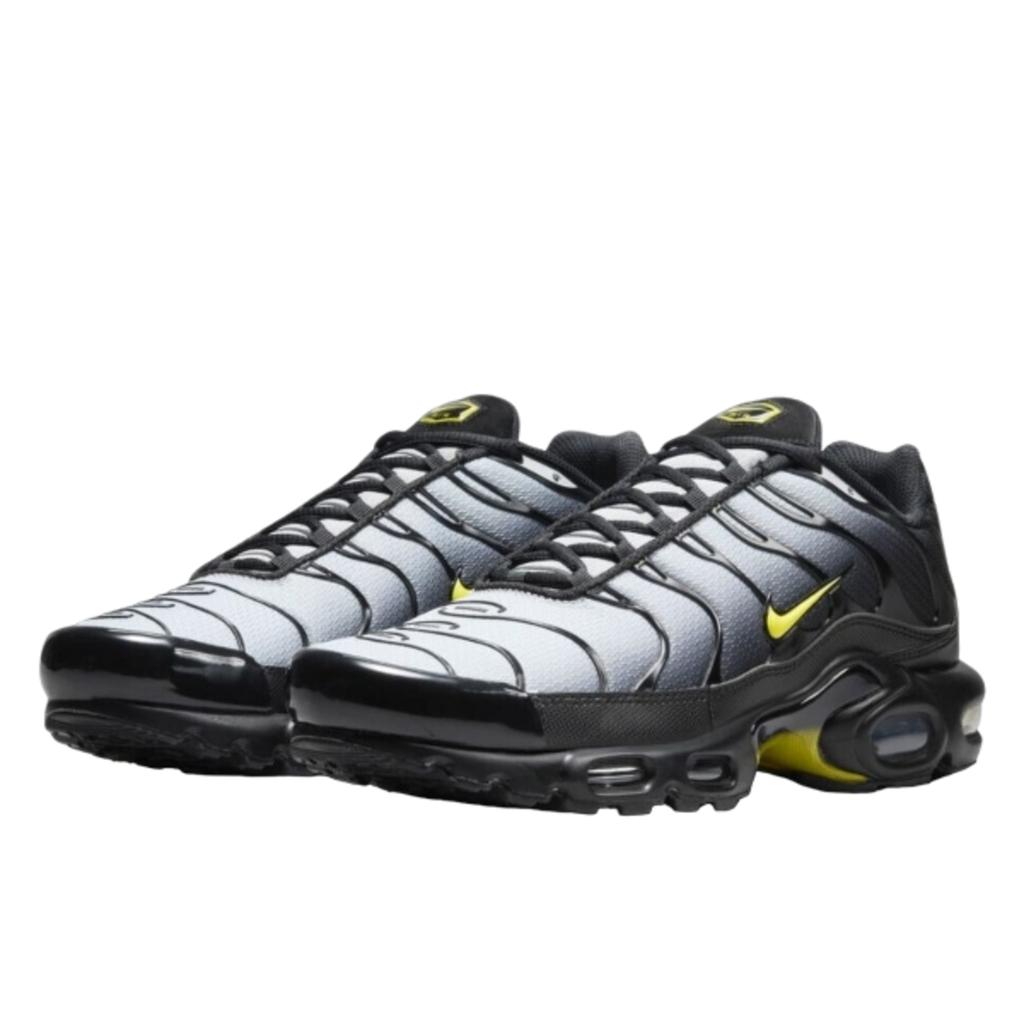 Nike Air Max Plus Black Opti Yellow