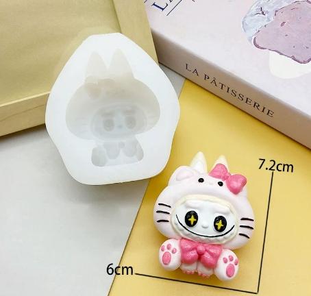 

Silicone mold, non-stick and easy to demold, heat-resistant DIY candle mold for making cute cartoon-shaped handmade candles
