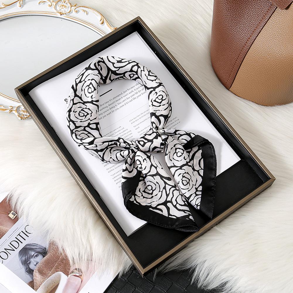 Camellia Flower Simple Silk Scarf Female Shanghai Story Thin Mom High-End Small Square Scarf Scarf