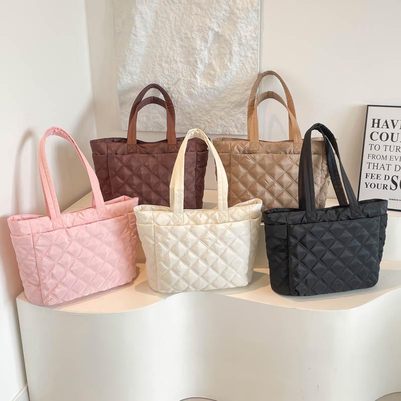 Women Cott Padded Tote Bag Korean Style Large Capacity Shoulder Bag for Travel CommuteComfortable for Daily Use Laptop Bag