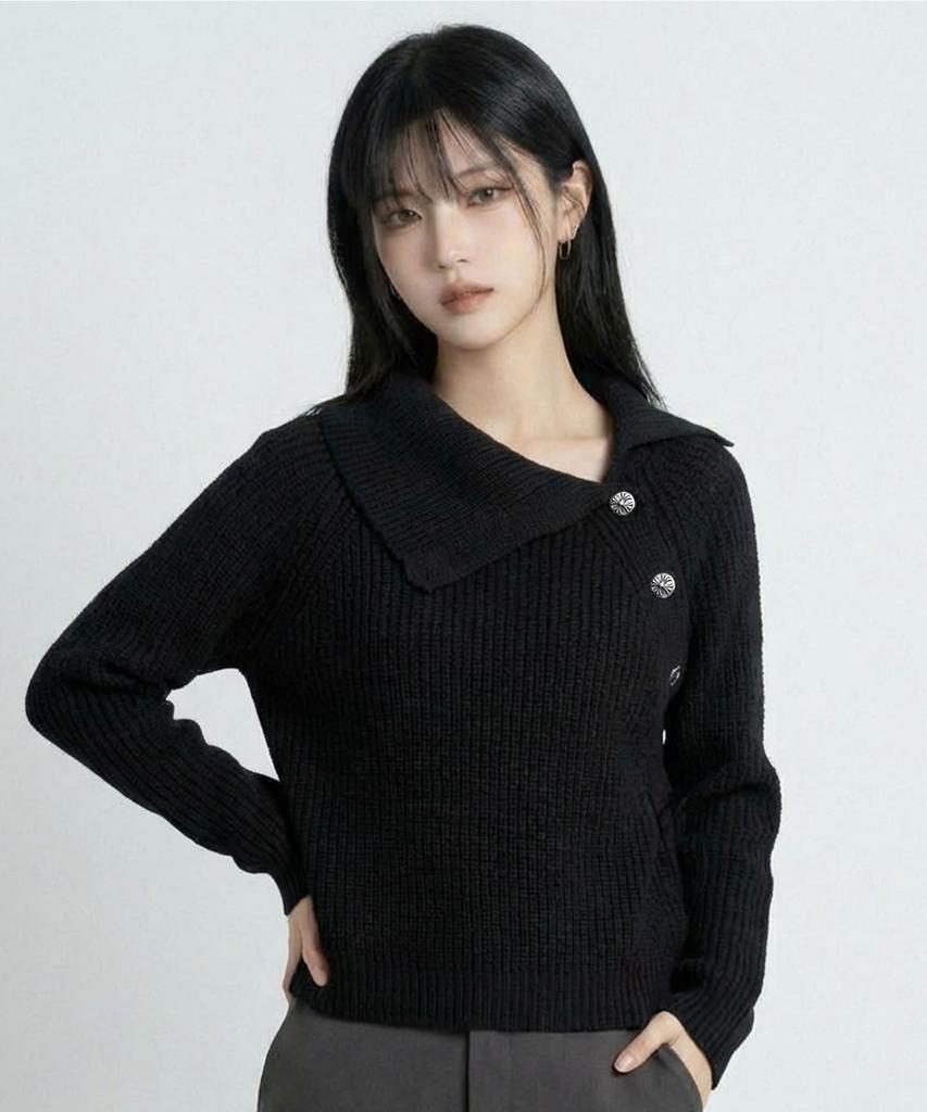 Damiswi Oblique Collar Cross Button Knit_Black
