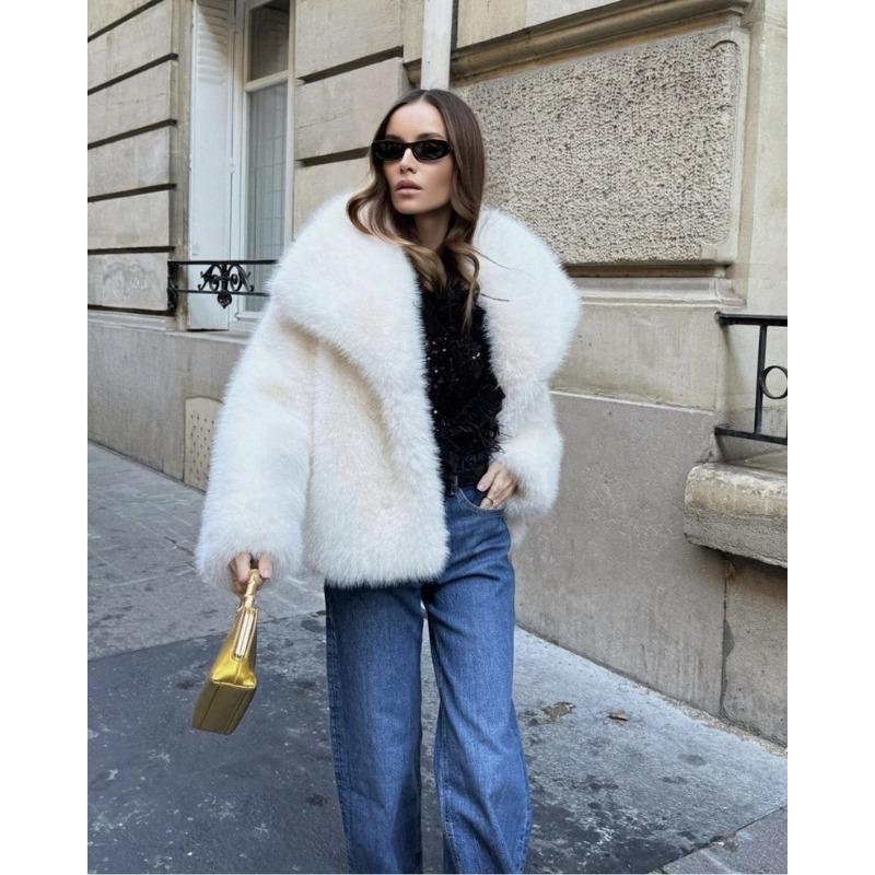 Women's Clothing Autumn and Winter New Imitation Fur Jacket Top Women's Artificial Wool Short Woolen Jacket Large Lapel
