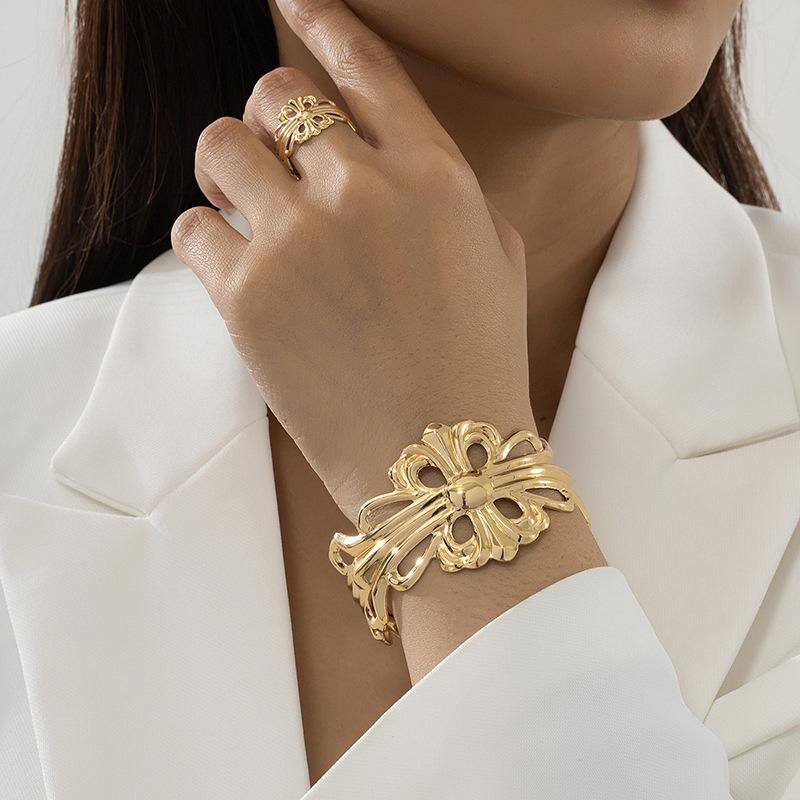 Fashion  Jewelry Set Bracelet Ring  For Women Ladies