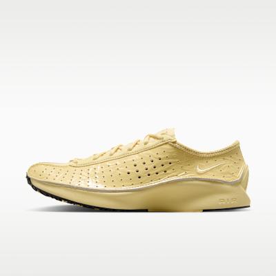 Nike Air Superfly Breathable Low top Running Shoes Women s Custard 38