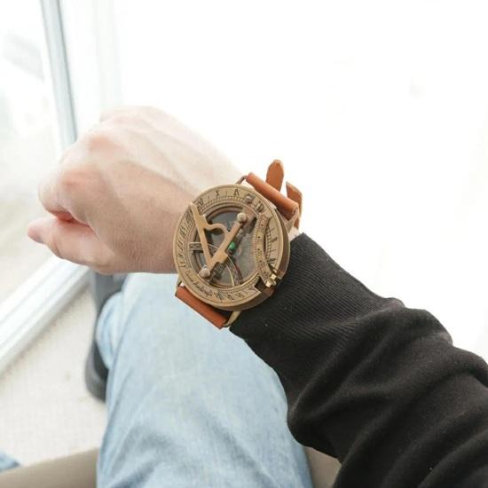 Handmade Brass Sundial Compass Wrist Watch Steampunk Leather Bracelet Nautical Collectible