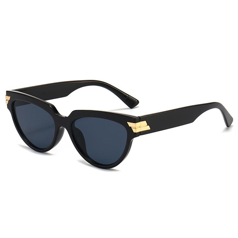 Retro Luxury Leopard Print Cat Eye Women Sunglasses Small Frame Fashion Gradient Casual Punk Style Men Sun Glasses Uv400