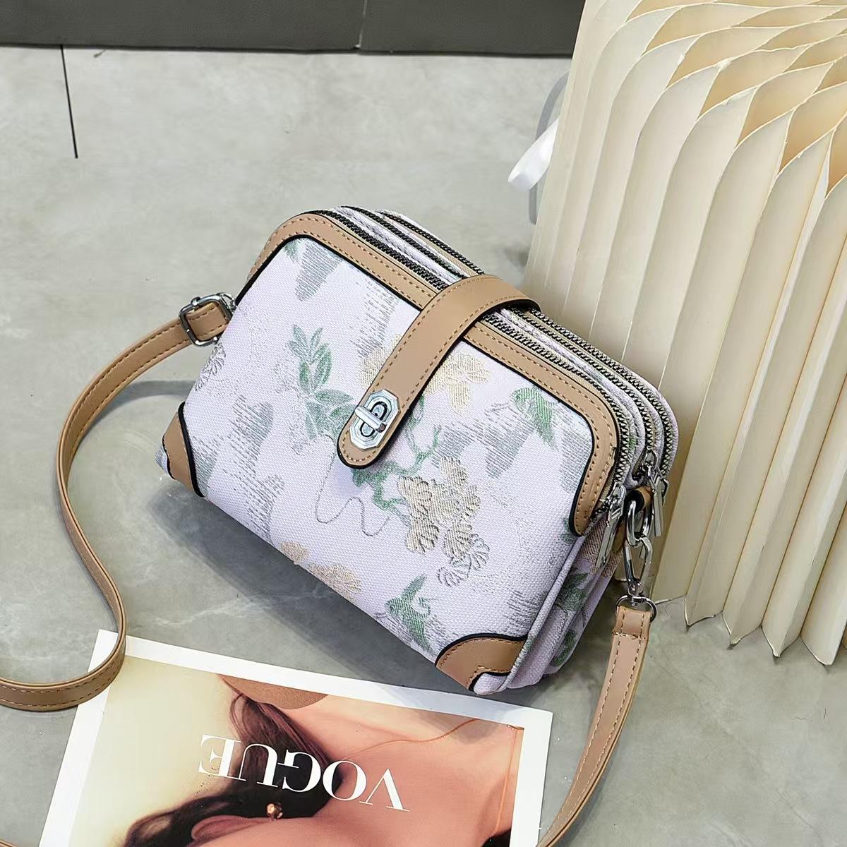 Принт в национальном стиле высокое чувство прочности модная легкая для поездок на работу для улицы пляжная сумка кроссбоди на плечо маленькая квадратная сумка 1946₽