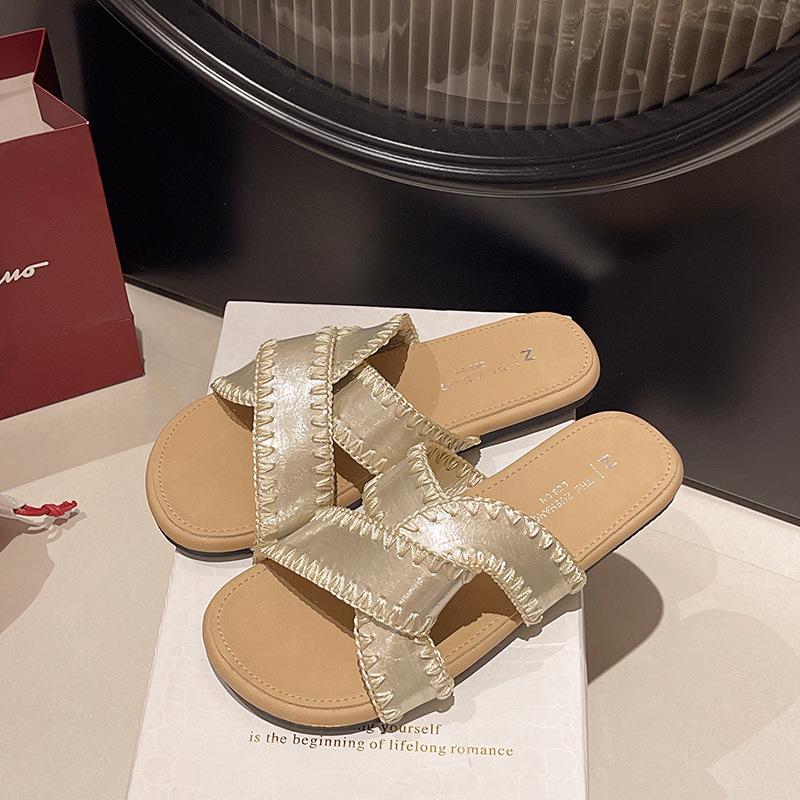 Flat-soled Sandals Women's Outer Wear Summer New Flat-soled Cross-strapped Retro Soft-soled Cool Slippers
