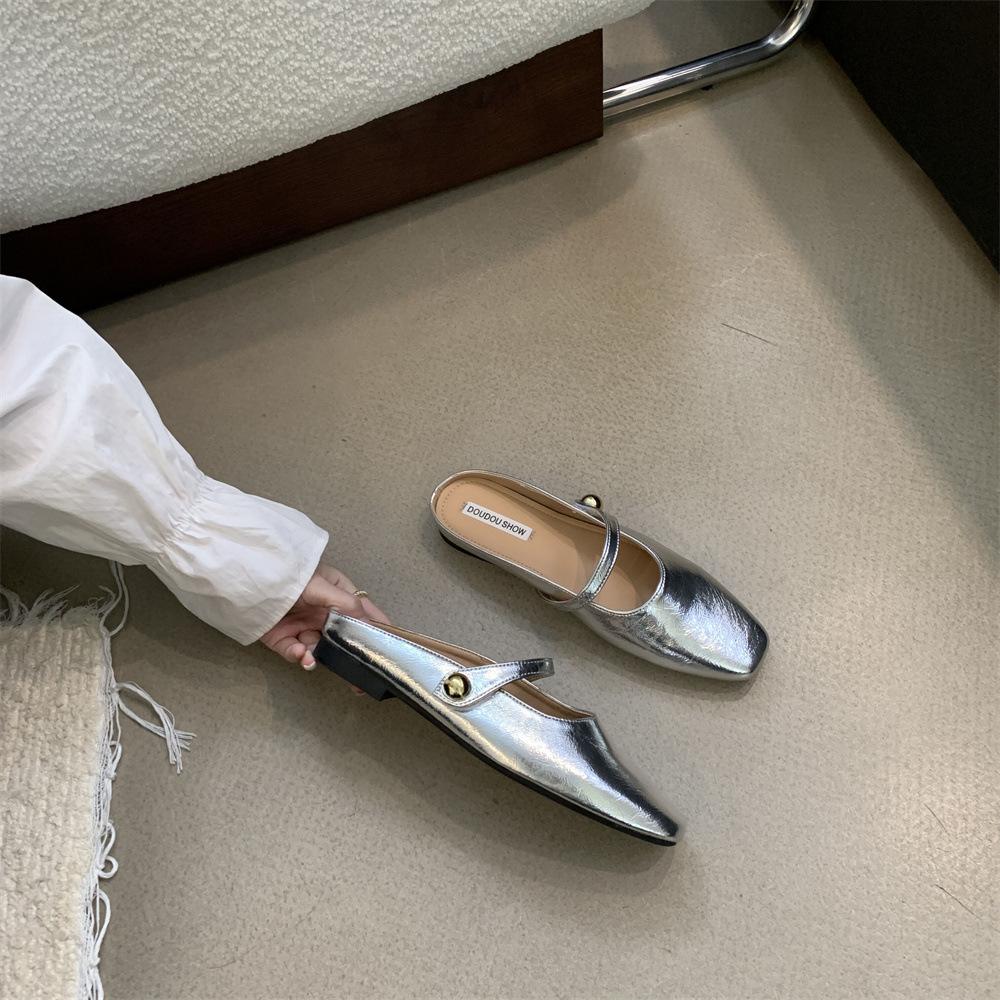 

Flat-bottomed bag head, half slippers, women s cool slippers, soft-soled sandals, and evening niche single shoes. 40 серебряный