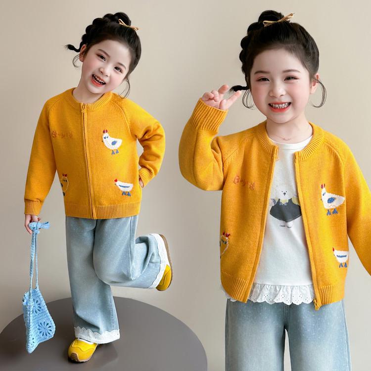 2026 Spring Korean Style Little Girls' Chicken Knit Cardigan - Stylish Cartoon Sweater
