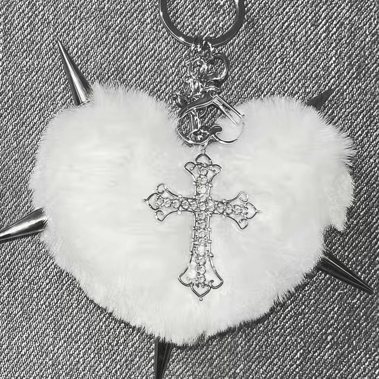 New Punk Heart Plush Jewelry Leopard Print Rivet Cross Keychain Punk Cool Grunge Rock Heart Bag Keychain Decor Accessories Goth