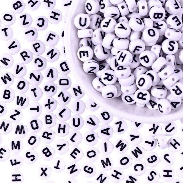 200pcs Mix Letter Acrylic Beads Round Flat Alphabet Spacer Bead and elastic cord For Jewelry Make Handmade Diy Bracelet Necklace