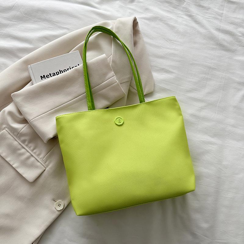 

Проста і модна сумка під пахвами 2024, весна, нова корейська версія, однотонна сумка великої місткості, модна повсякденна сумка фарби люмінесцентні зелений колір