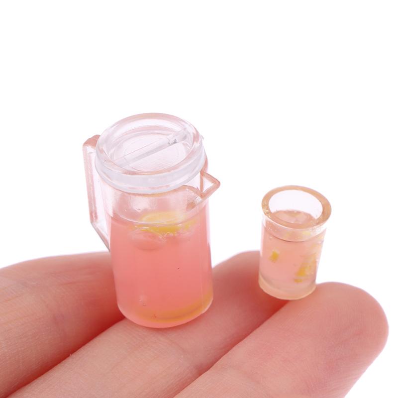 1Set 1/12 Scale Dollhouse Miniature Food Fruit Juice Milk Jug Kettle With Cup Play Model Ornament Doll House Decorative Toys