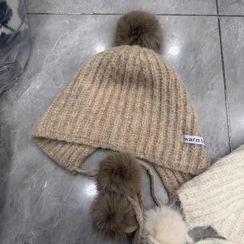 Autumn and Winter Ear Protectors, Warm and Thin Age-reducing Wool Hat, Women's Rear Split Fork Hairball Loose Knitted Hat, Lei Feng Hat Tide