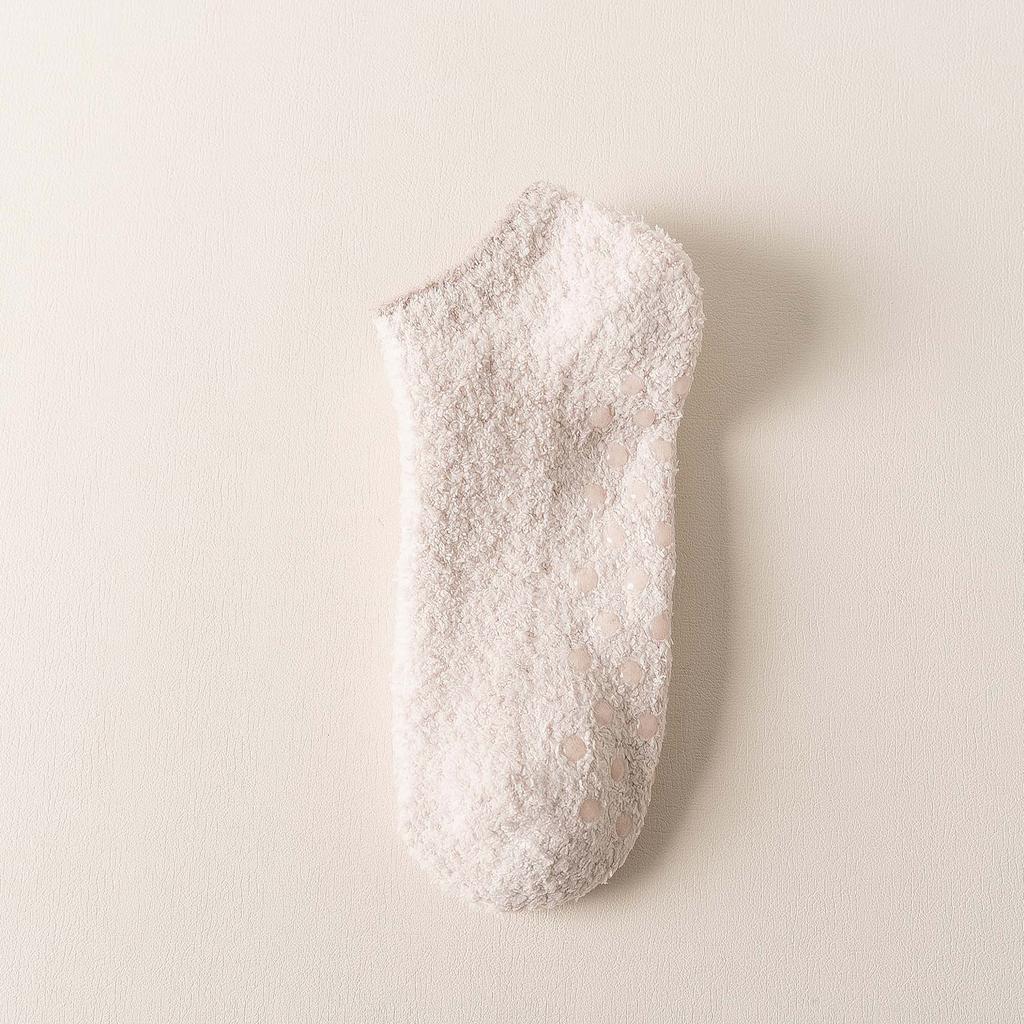Unisex Non- Lined Floor Socks with Dots for Warm Indoor Home Wear, Lint-Free Socks for Men and Women