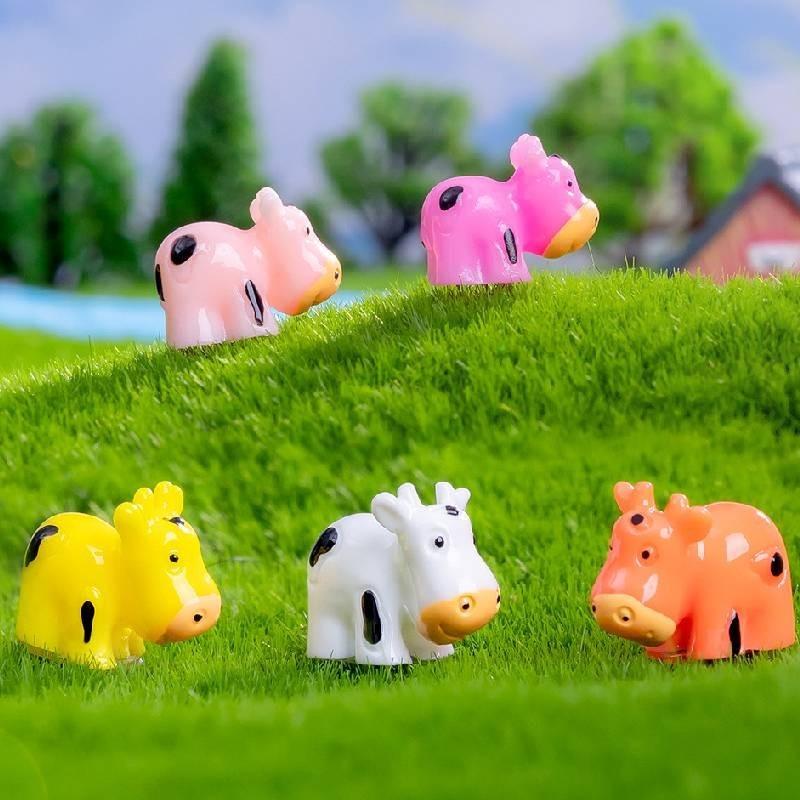 Colorful Mini Resin Cow Figurines For Creative Diy Garden Decoration