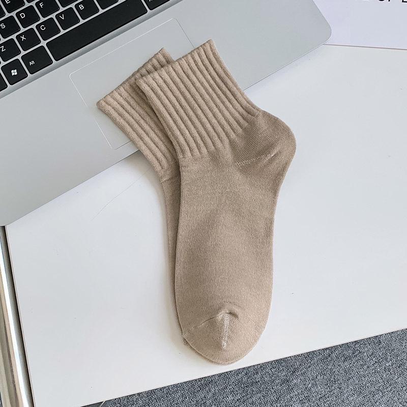 Women's Trendy Japanese Style Solid Color Long Sports Socks - Versatile & Essential for Students and Couples