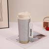 Moderne doppelwandige Kaffee-Thermoskanne, leichter Luxus, tragbar für den Außenbereich, mit Gürtelseil, Wasserbecher, Jahresgeschenk