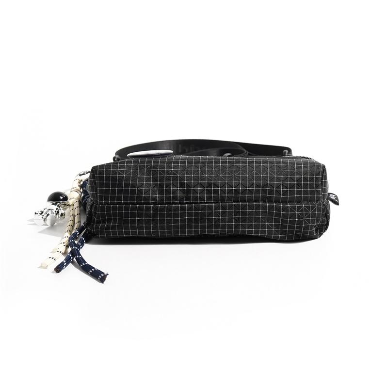 Water-repellent Outdoor Crossbody Bag Lightweight Shoulder Bag Commuter Small Square Bag