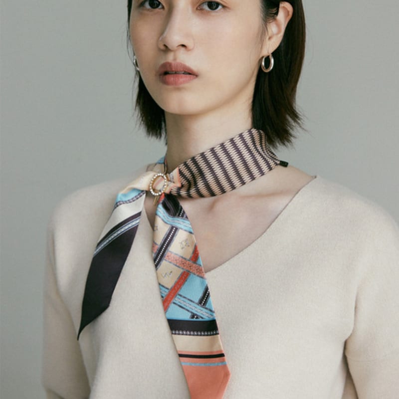 Saint Luxure Women's Short Scarf Twilly Heim Pink SL21FSTHMPK