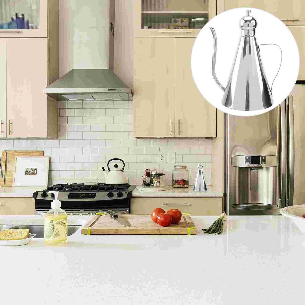304 Stainless Oil Bottle Condiment Dispenser Vinegar Kettle Water Can Household