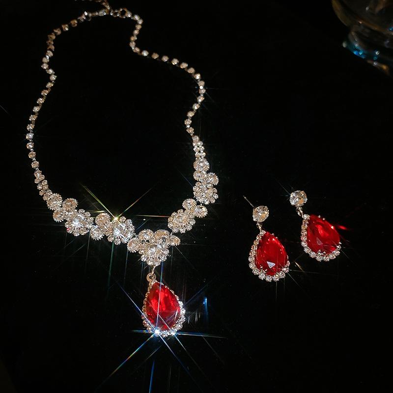 3pcs/set Water Drop Inlaid Rhinestone Earrings Necklace Set Light Luxury Fashion Pendant Necklaces Wedding Bride Jewelry Sets for Women