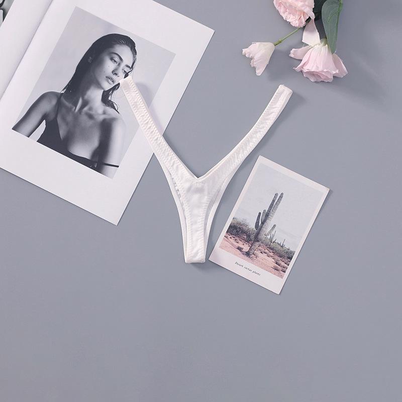 Eleganter Deep-V-Tanga Damen-Bikini mit niedrigem Bund und hohem Schlitz – Europäischer & Amerikanischer Stil