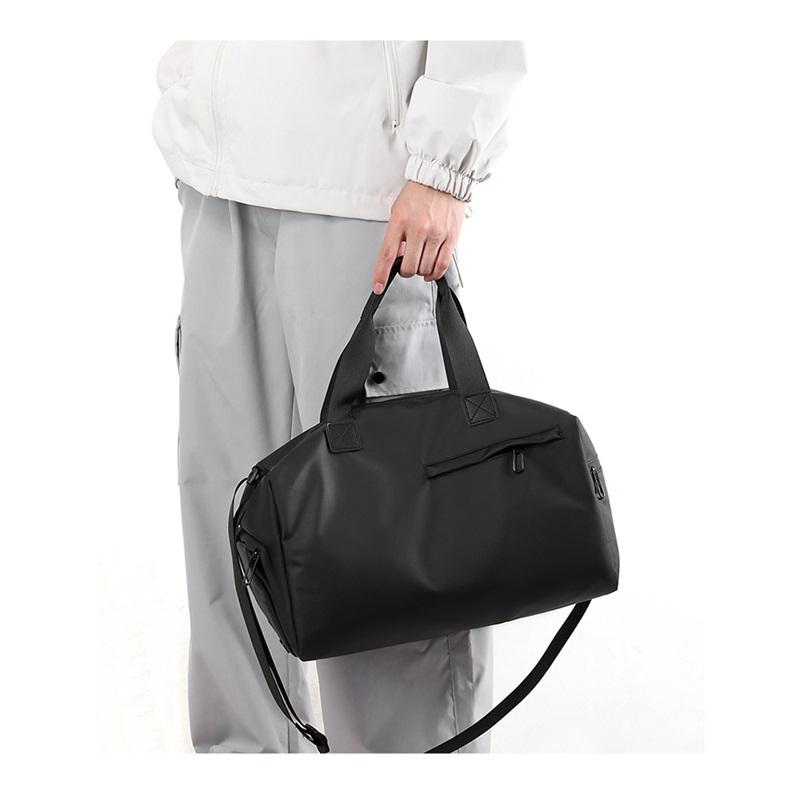 Short Distance Travel Bag Shoulder Messenger Bag Men's Casual Large Capacity Dry And Wet Separation Salute Fitness Bag Travel Bag