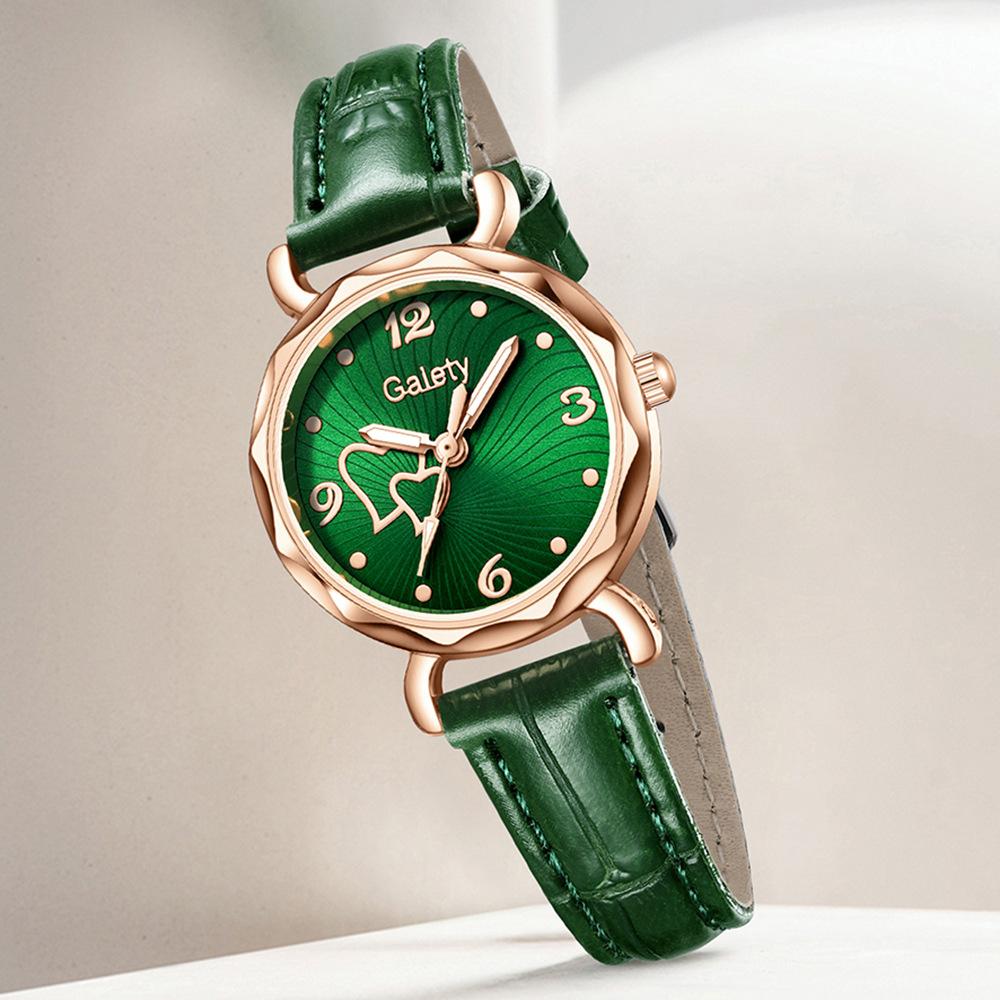 Digital Disc Love Women's Watch Niche Light Luxury Belt Quartz Watch High-end Watch Set Does Not Fade