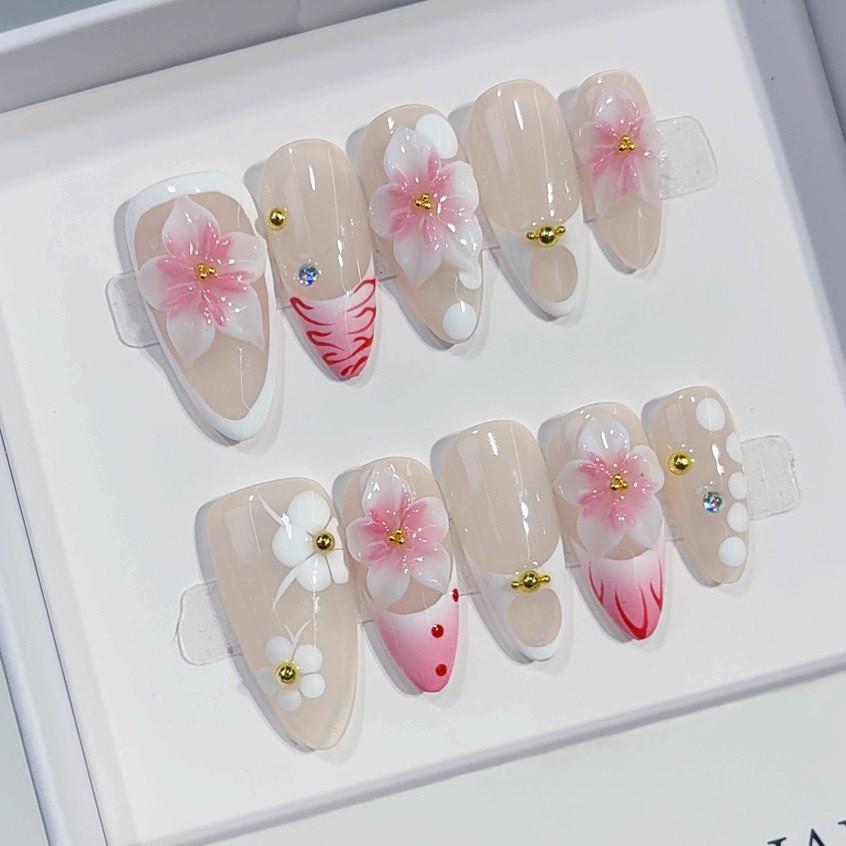 European & American Bestseller: Handmade 3D French Flower Wearable Nail Art Tips Small