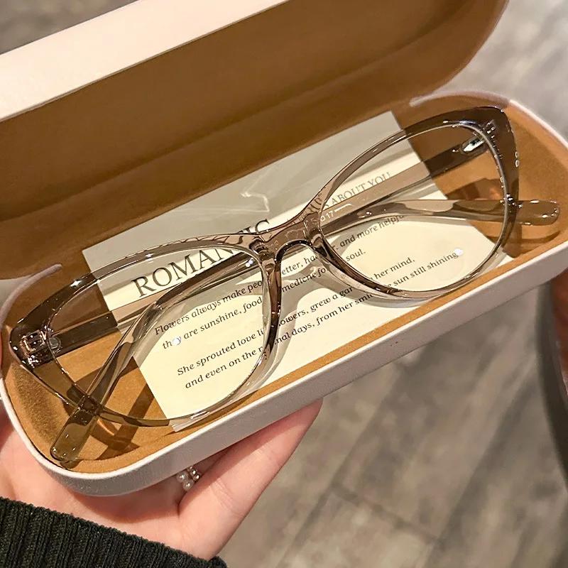 New Leisure Versatile Plain Glasses Retro Cat Eye Ultra Light Durable and Comfortable Unisex Blue Light Blocking Eyeglasses