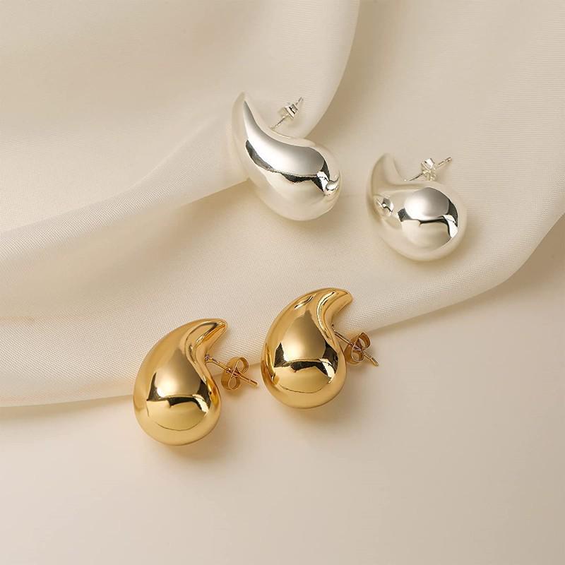 Trending 3D Water Drop Metal Earrings: Chic, Unique Design with a High-End, Sophisticated Style