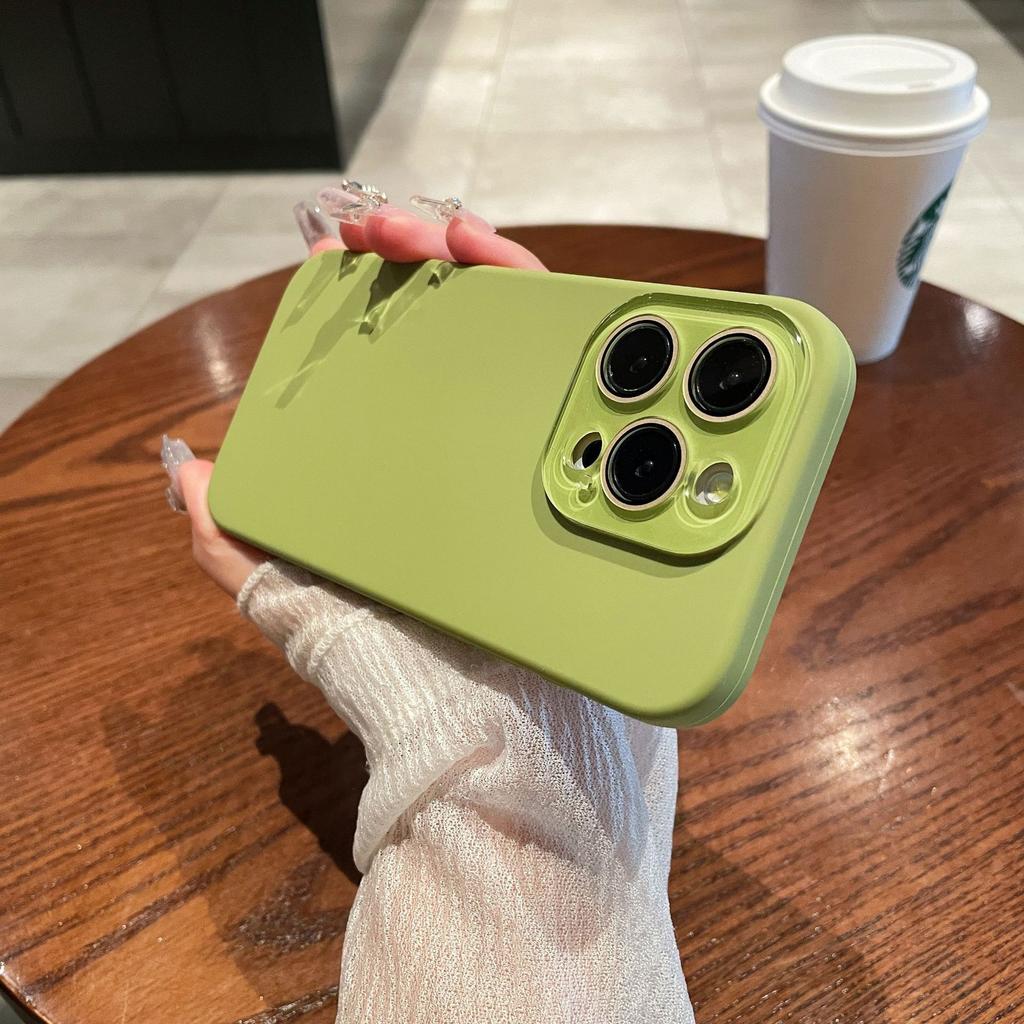 Liquid Silicone Phone Cases for IPhone16promax and All Inclusive Phone Cases with Built In Lens Film for Apple 15