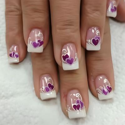 24 Stück Valentinstag Press-On-Nägel Kurz Quadratisch Falsche Nägel Lila Herz Aufkleber-Nägel Französische Spitze Acrylnagel