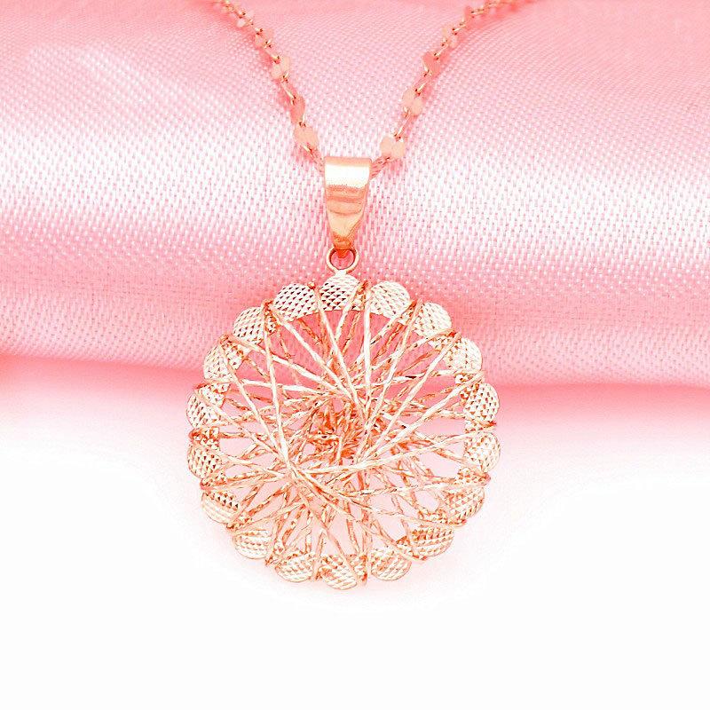 Purple Gold Round Brushed Pendant Fashion Temperament Rose Gold Plated Color Gold Necklace