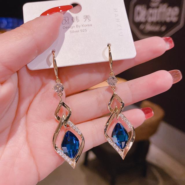 Neue Einfache Herz Stud Ohrringe Für Frauen Gold Farbe Persönlichkeit Stud Ohrringe Mädchen Koreanische Mode Schmuck Geburtstag Geschenke