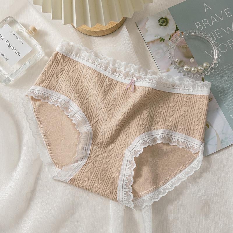 Cream Girl Underwear Sweet Lace Briefs Pure Cotton Skin Friendly Breathable Bag Hip High Elastic Mid Waist Underwear for Women Panties