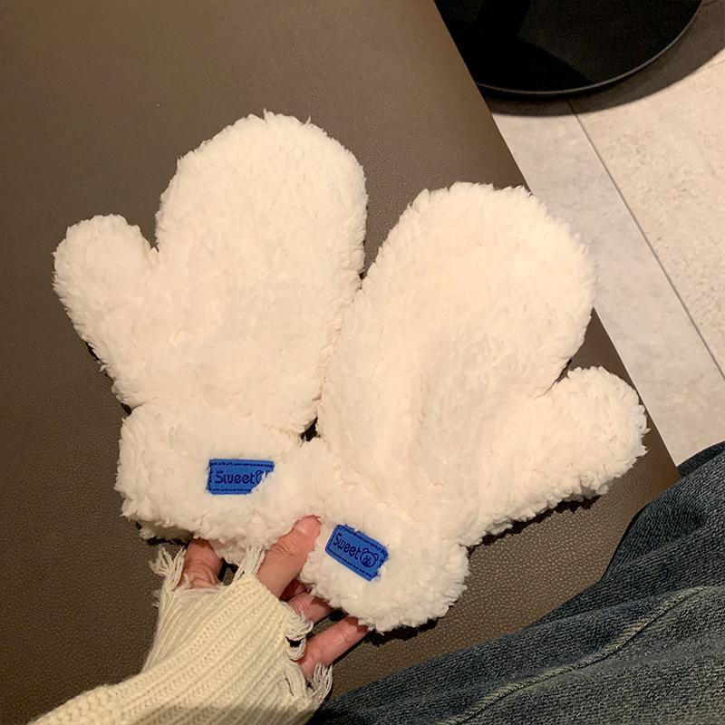 

Warm plush mittens for women, plush and thickened in autumn and winter, cute cycling, antifreeze, windproof and cold-proof, cute one size fits all белый