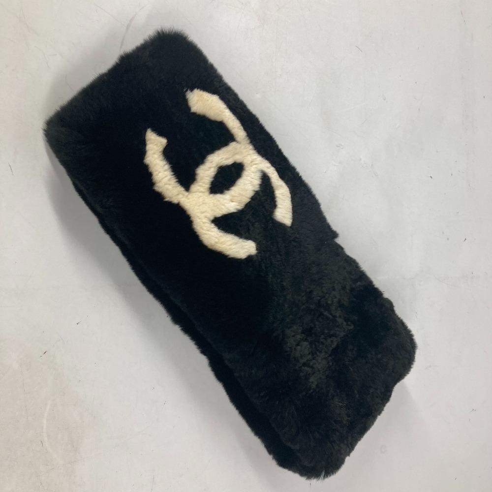 Chanel Big Coco CC CC Mark Accessories Tippets Scarf Fur Black/White