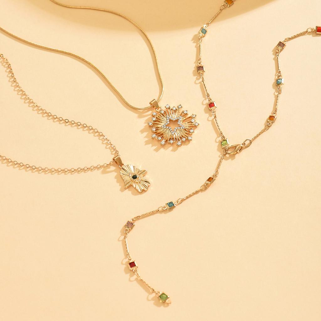 Star Jewelry Chain Necklace For Women With Colorful Tassels And Crystal Embellishments