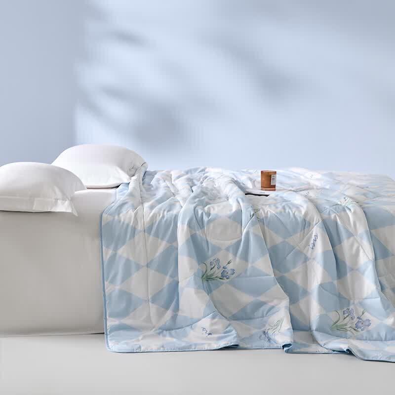 LOVO Floral Summer Quilt
