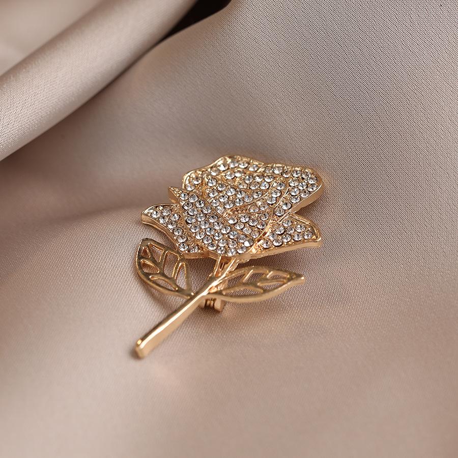 Versatile temperament rose brooch high-end women's suit corsage fashion personalized pin