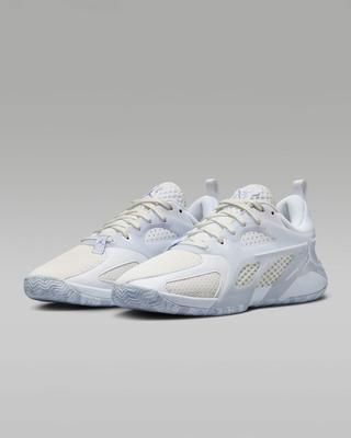 HV4059-101 Shuyu Yang Nike Heir White Sail Football Gray (Women's)