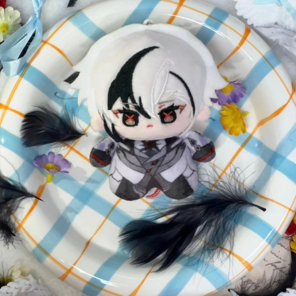 10cm En Stock Genshin Impact Poupée Peluche Coton Harbingers de Fatui Dottore Columbina Capitano Vagabond Pendentif Marionnette à Main Jouet Cadeau